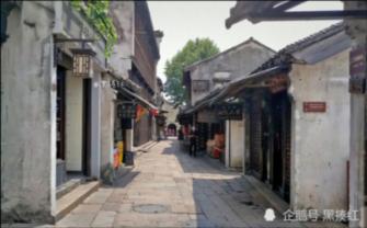 结婚多年同居不同寝，丈夫去世，她守寡38年，102岁说出婚姻实情